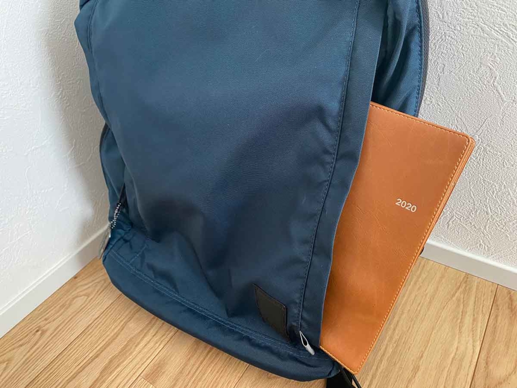CONCEAL BACKPACK(コンシールバックパック)前ポケット