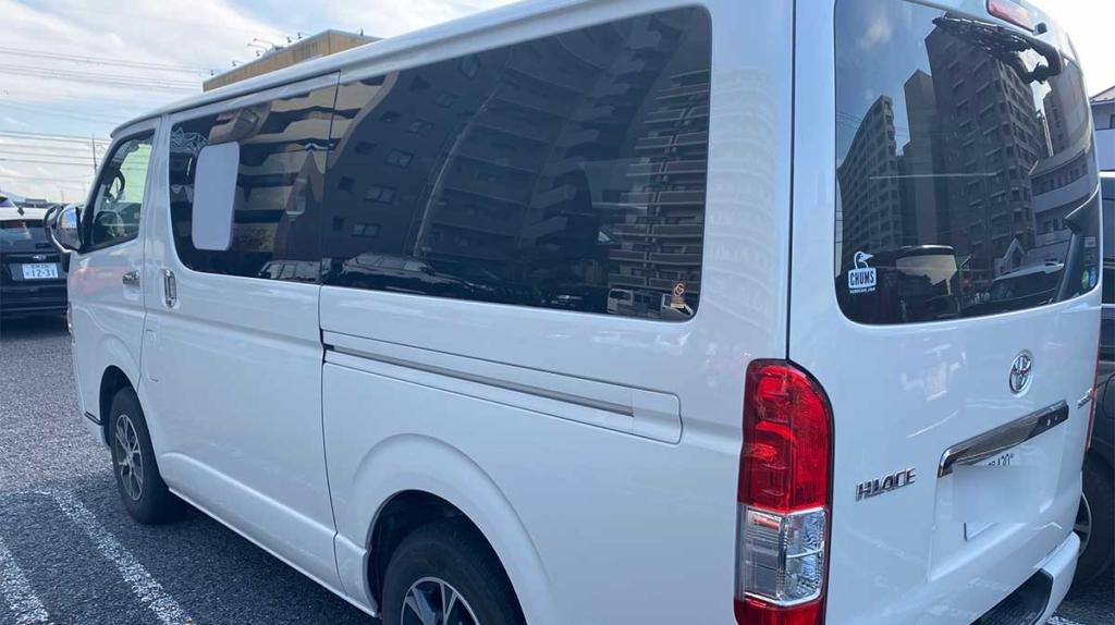 ハイエースバン荷室の広さの基本情報